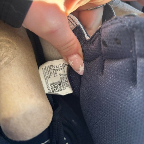 Air Jordan 1 Retro High OG CO.JP “Midnight Navy” - Picture 7 of 7